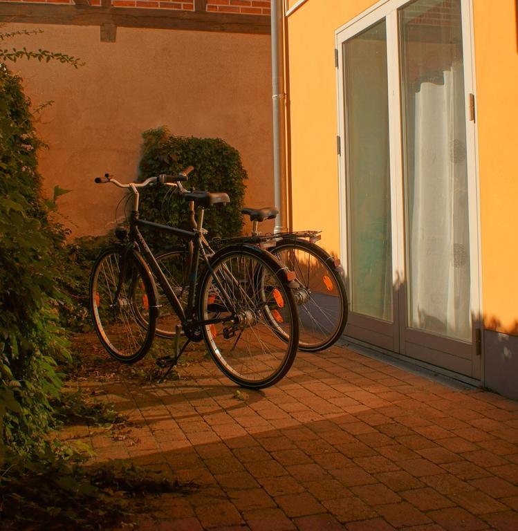 Apartment Yachthafen Waren Екстериор снимка