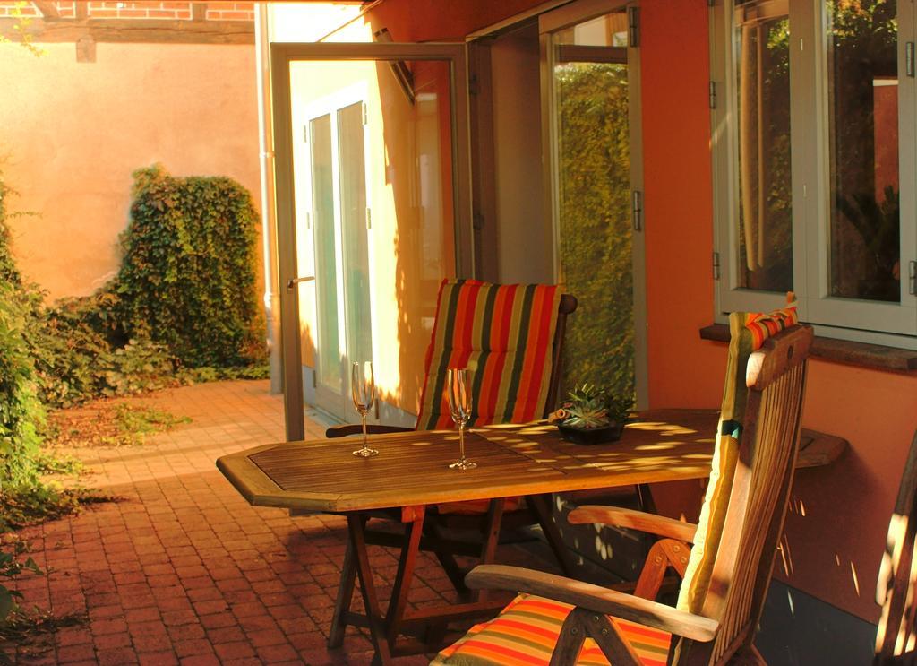Apartment Yachthafen Waren Екстериор снимка